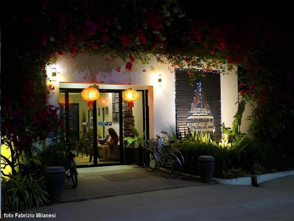 ลาเดียร์ อังกอร์ บูทิค โฮเต็ล Hotel เสียมราฐ ภายนอก รูปภาพ
