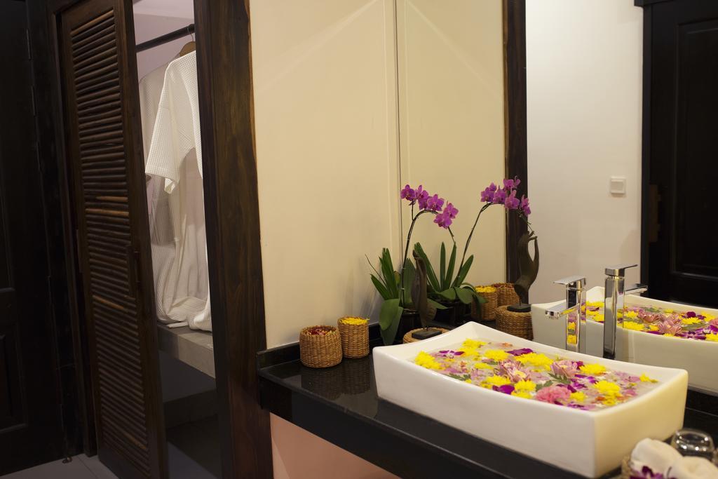 ลาเดียร์ อังกอร์ บูทิค โฮเต็ล Hotel เสียมราฐ ภายนอก รูปภาพ